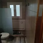 άνετη και δροσερή * Taxiarches (Kymi-Aliveri)